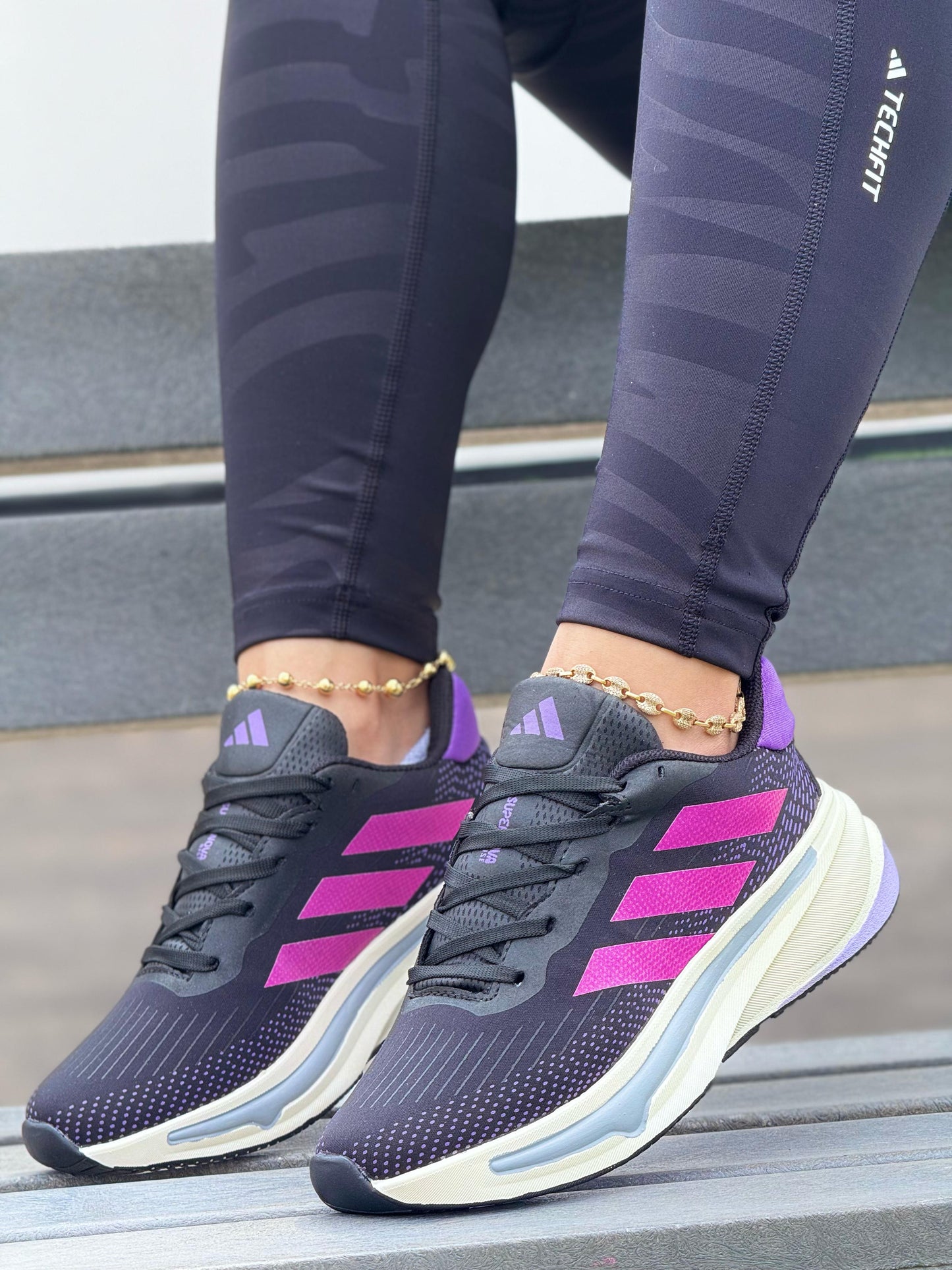 ADIDAS BOST DAMA