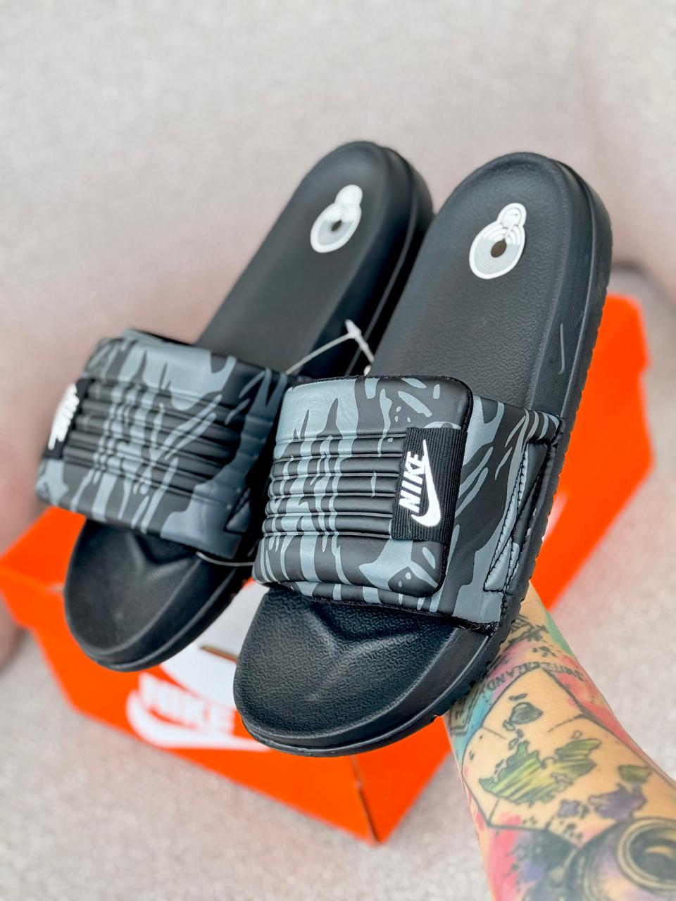 SANDALIA NIKE CABALLERO